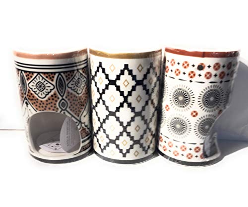 udc CMP – Conjunto de 3 fragancias de cerámica con base de cera perfumada: ámbar, almizcle blanco y madera de sándalo, altura 11,5 cm y diámetro 7 cm.