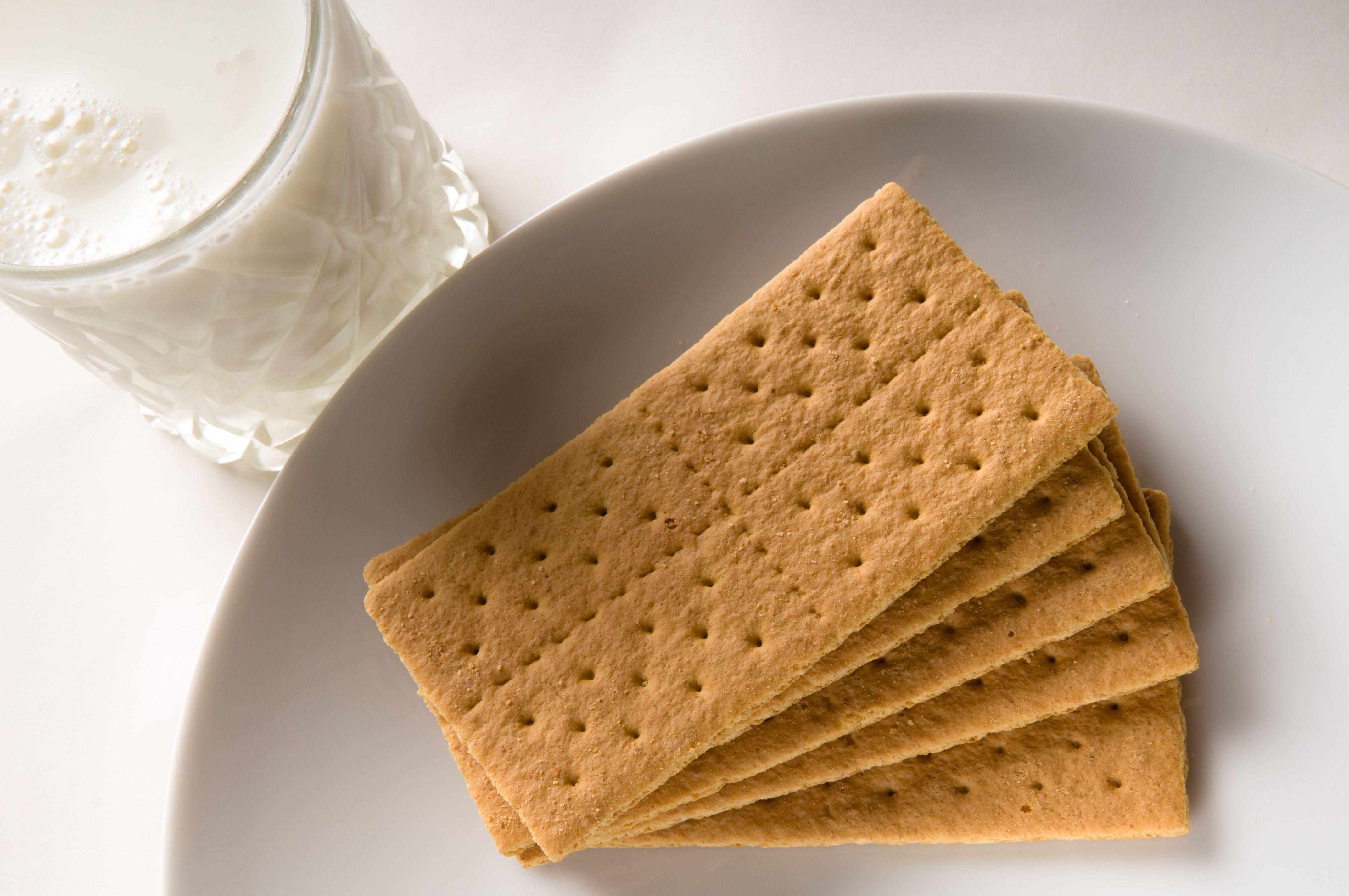¿Son las galletas Graham Crackers saludables o sólo una galleta? Esto