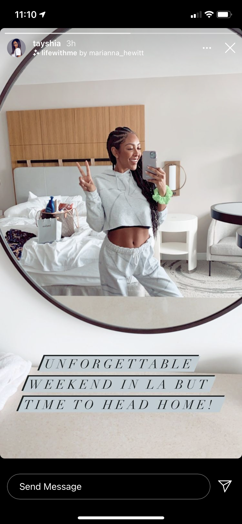 La 'Bachelorette' Tayshia Adams acaba de mostrar sus abdominales en forma