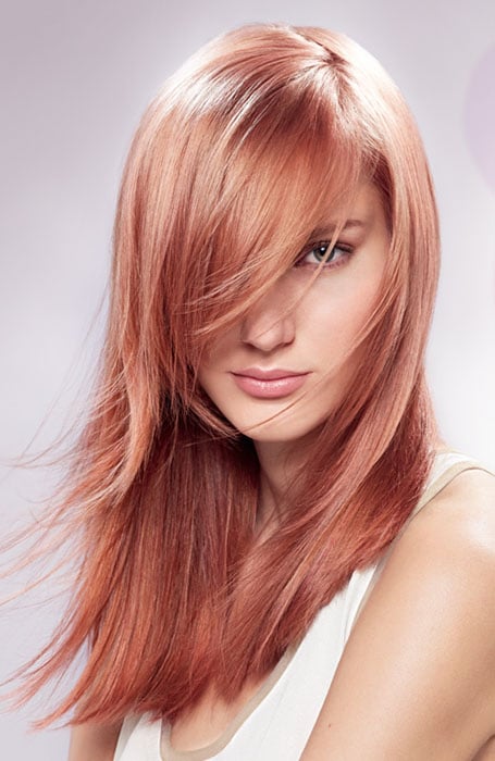 38 magníficas ideas de color de pelo rosa dorado para el 2020 ></p><p></p><p>Si estás sacudiendo tu color, ¿por qué no cambias el corte también? Un corte de oro rosa es el cambio dramático perfecto si tienes el <a href=