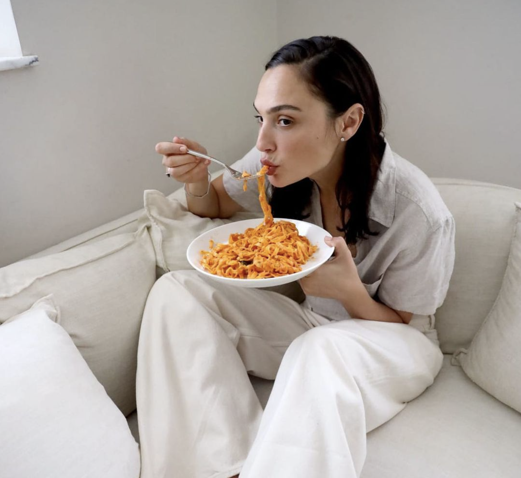 Gal Gadot comió cinco veces al día en su dieta de 'Wonder Woman 1984'.