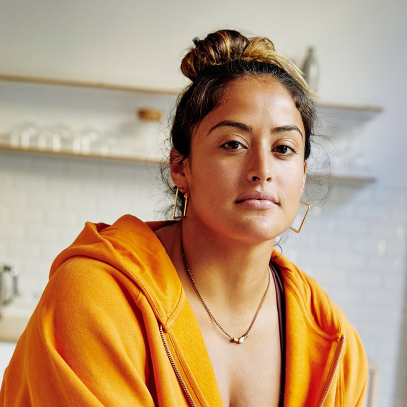 He probado 5 ejercicios de bandas corporales en YouTube y honestamente todavía estoy dolorida