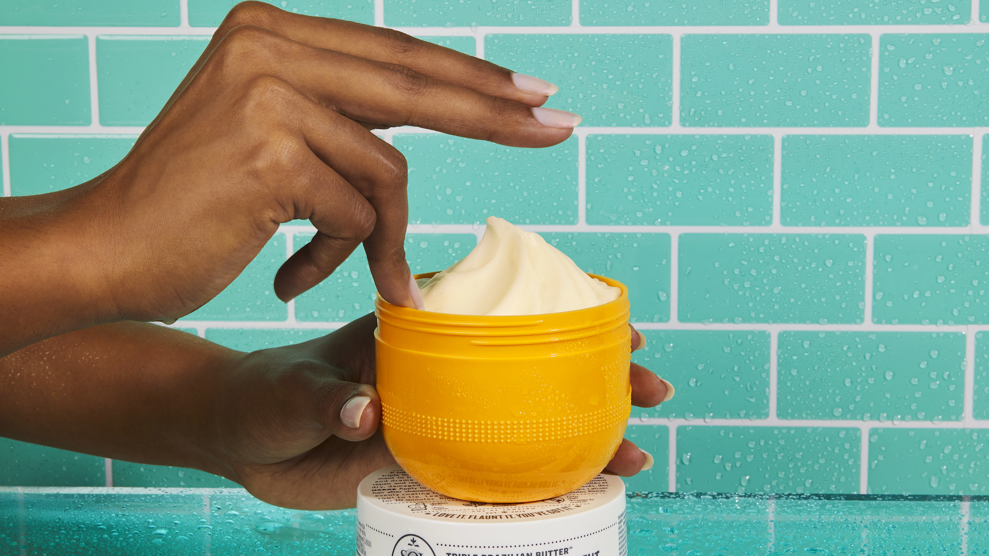 La nueva máscara capilar de Sol de Janeiro es un operador suave