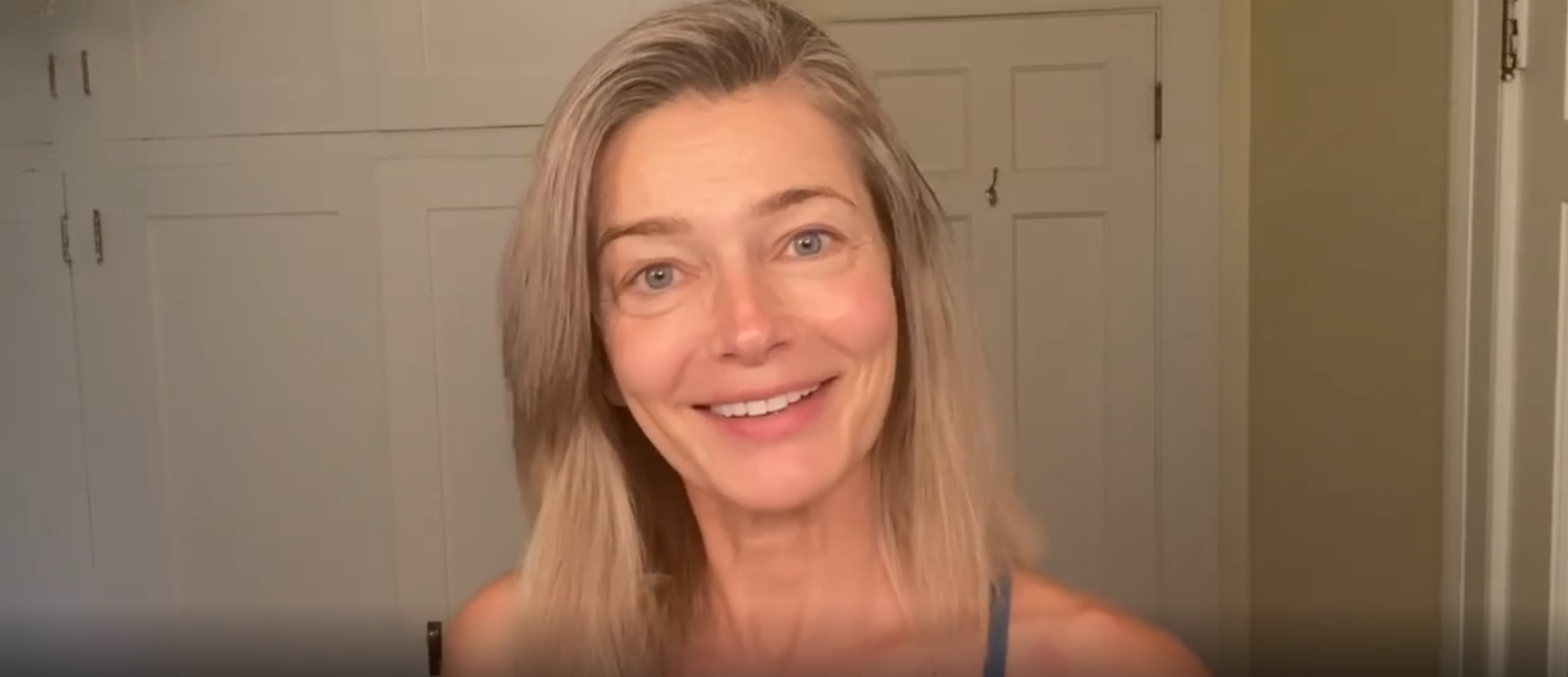 Paulina Porizkova, 55, acaba de compartir sus consejos para el cuidado de la piel