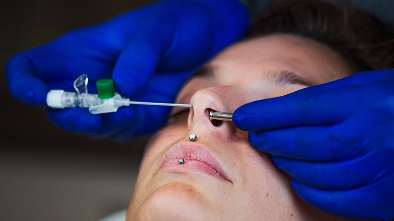 Su guía para todo tipo de perforaciones de la nariz></p><p></p><p>Como con cualquier modificación del <a href=