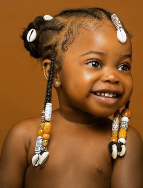 20 peinados trenzados más bonitos para niños