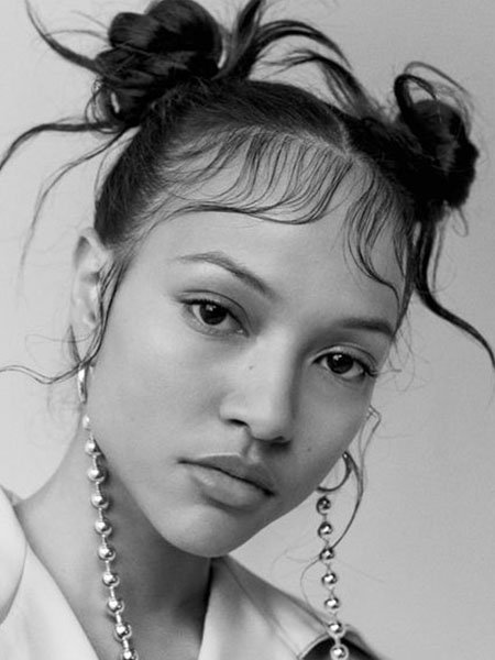 15 peinados de moños espaciales que se impondrán en 2021