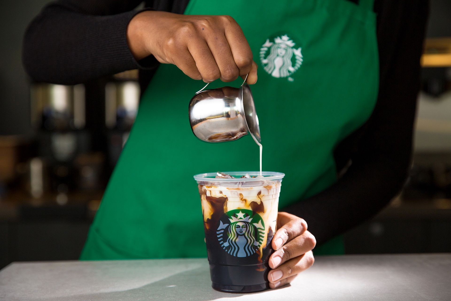 17 Bebidas saludables de Starbucks con las que cualquier persona a dieta seguirá obsesionada
