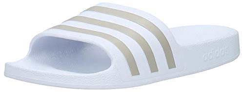 adidas Adilette Aqua, Slide Sandal Unisex Adulto, Footwear White/Platin Metallic/Footwear White, 42 EU