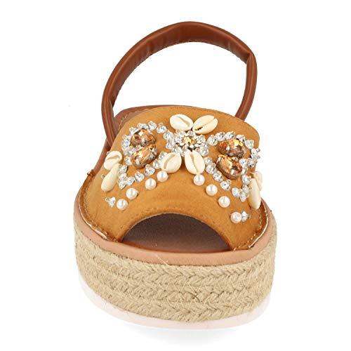 Albarcas Mujer con Plataforma de Yute, Pala Ancha con Adorno Conchas y Piedras Brillantes y Talon Abierto. Primavera Verano 2020. Talla 40 Camel