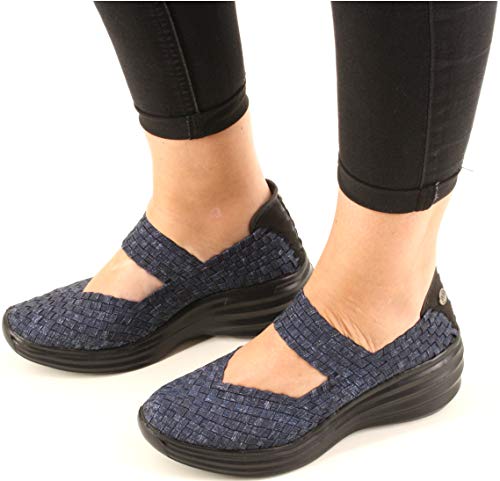 Bernie Mev Women's Rise Charm Wedge - Rise Charm es un Mercedita de cuña de 6cm de Altura, cerrrado, con Planta de Memory Foam, Suela Ultra Ligero (40 EU, Jeans)