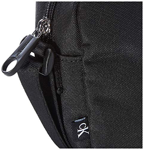 Calvin Klein Jeans Camera Bag, Bolsa para cámara para Mujer, Negro, 28 Inches, Extra-Large