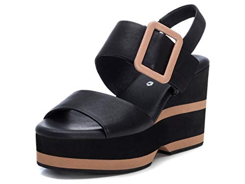 CARMELA - Sandalia de Cuña para Mujer - Sandalia con Tira y Cierre de Hebilla - Tacón 10 cm - Color Negro - Talla 37