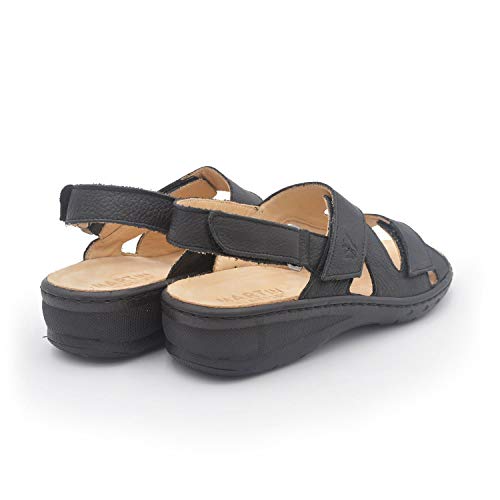 Cloe Negro 38 EU- Sandalia Ancha y cómoda con Velcro - Mujer - Plantilla extraíble y recambiable - Piel ecológica sin Cromo - Piso Antideslizante - Material Stretch para juanetes