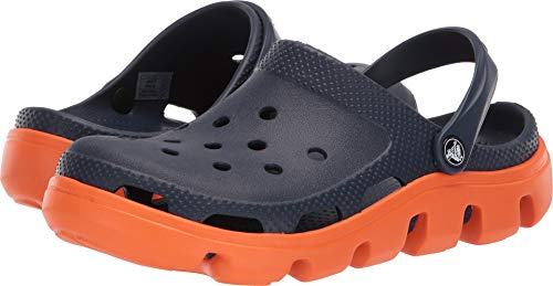 Crocs Duet SPRT CLG Blk/Char M7/W9, Zapatillas de Estar por casa con talón Abierto para Hombre, Azul Marino/Naranja, 43/44 EU