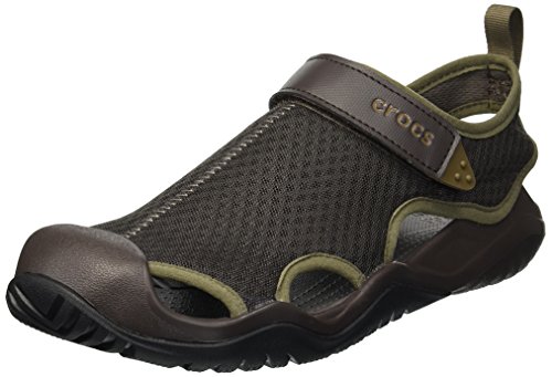 CROCS Swiftwater Mesh Deck Sandal M, Zuecos Hombre, Marrón (Espresso 206b), 44 EU