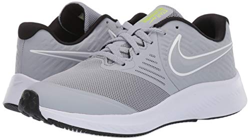 Nike Star Runner 2 (GS), Zapatillas de Running Unisex Adulto, Gris (Wolf Grey/White/Black/Volt 005), 37.5 EU