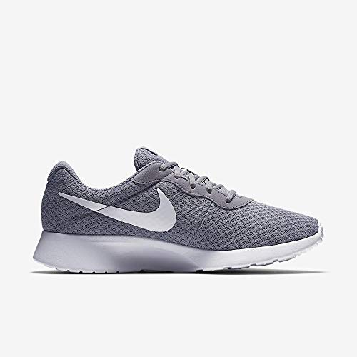 Nike Tanjun, Zapatillas de Running para Hombre, Gris (Wolf Grey/White 010), 42 EU