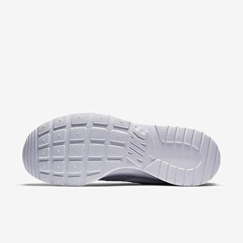 Nike Tanjun, Zapatillas de Running para Hombre, Gris (Wolf Grey/White 010), 42.5 EU