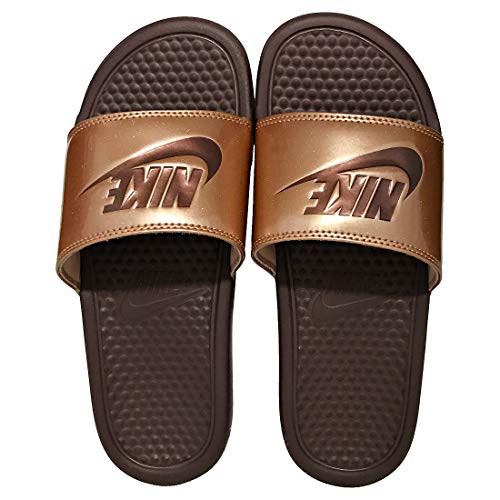 Nike Wmns Benassi JDI Print, Zapatos de Playa y Piscina Mujer, Multicolor (Mtlc Red Bronze/Mahogany Mink 900), 35.5 EU