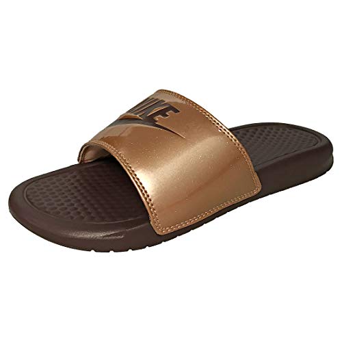 Nike Wmns Benassi JDI Print, Zapatos de Playa y Piscina Mujer, Multicolor (Mtlc Red Bronze/Mahogany Mink 900), 35.5 EU