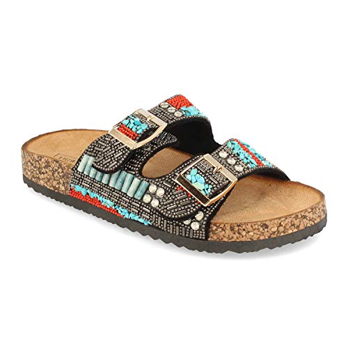 Sandalia de Mujer Plana Estilo Etnico con Doble Hebilla en la Pala, Adornos Metalicos, Grabados Tribales y Suela Bio Confort. Primavera Verano 2020. Talla 39 Negro