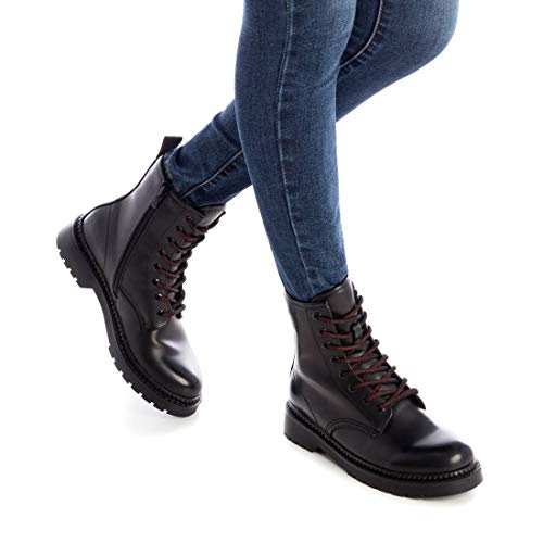 XTI - Botín Militar para Mujer - Color Negro
