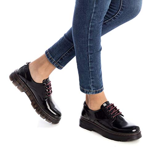 XTI - Zapato Oxford con tacón Cuadrado 4 cm para Mujer - Cierre con Cordones - Negro - 36 EU