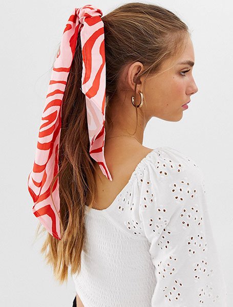 23 bonitos peinados con bandana que te encantarán