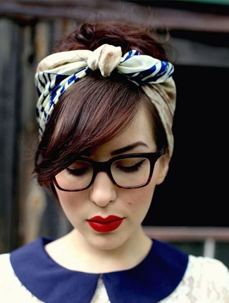 23 bonitos peinados con bandana que te encantarán