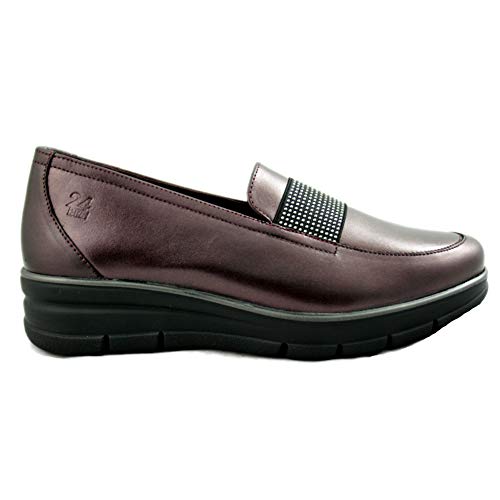 24 Horas 24290 - Mocasines de Mujer de Piel Suaves de Color Burdeos con Detalles de Tachuelas - 35, Grana