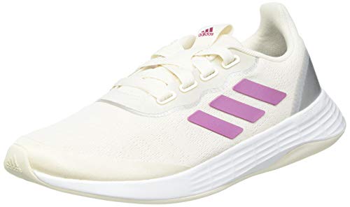 adidas QT Racer Sport, Sneaker Mujer, Chalk White/Cherry Metallic/Silver Metallic, 38 EU