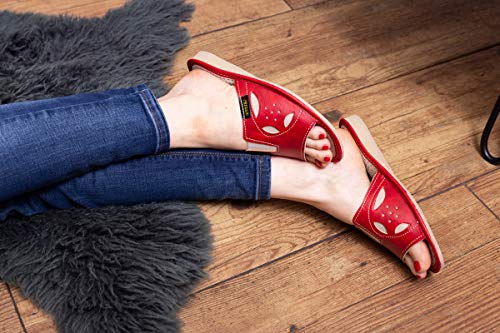 Apreggio - Zapatillas de Mujer Hechas de Cuero - Suela de Goma Firme - cómodo de Llevar - Suave - Producto 100% Natural - Hecho a Mano (Rojo, 38)