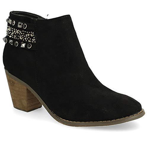 Botin de Tacon Ancho en Madera con la Punta Fina, Cierre de Cremallera en el Interior y Correas con Tachuelas metalicas en la Parte Trasera como Detalle. Altura del Tacon: 6 cm. Talla 36 Negro