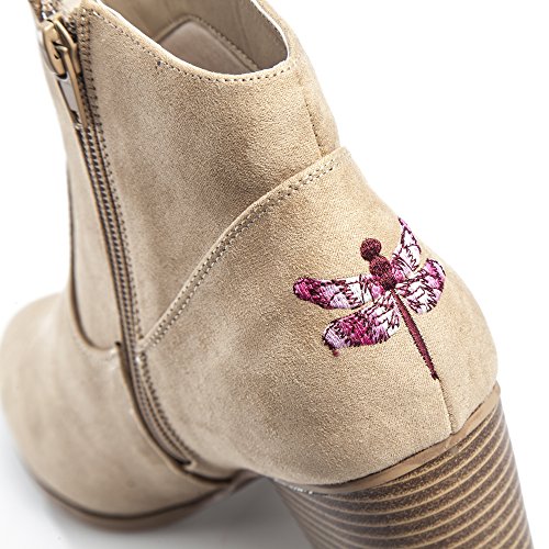 Botines Tipo Camperos con aplicación Bordada en la caña y contrafuerte by Vencastyle,Arena,36