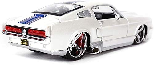 Car Modelo Coche 1:24 Ford Mustang GT Simulación de aleación de la aleación Adornos de Juguete de fundición de Muebles Deportes Colección de Autos Joyería 19.5x9x5.6cm