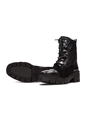 Hispanitas: Botín Militar Almanzor Color Negro elaborado en Piel con combinación de napa, Serraje y Charol.