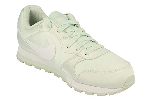 Nike MD Runner 2, Zapatillas de Running Mujer, Gris (Barely Grey/White 010), 38 EU