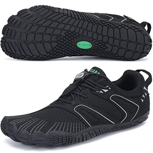 SAGUARO Hombre Mujer Zapatillas de Training Yoga Entrenamiento Gym Interior Transpirables Zapatos Correr Barefoot Resistentes Comodas Zapatos Gimnasio Asfalto Playa Agua Exterior(059 Negro, 39 EU)