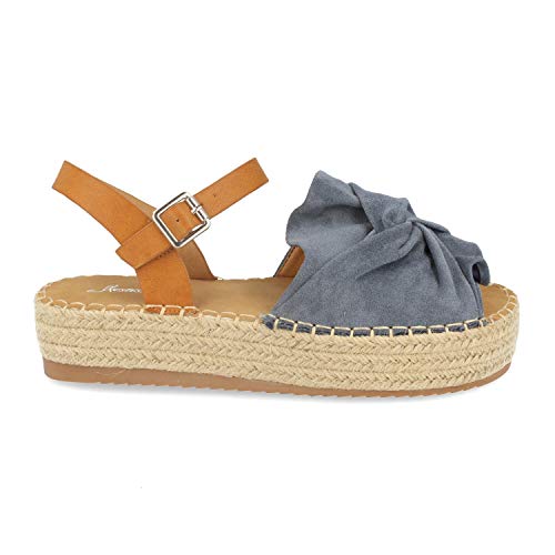 Sandalia con Plataforma de Yute, Pala Ancha en Forma de Nudo y Cierre de Hebilla en el Tobillo. Primavera Verano 2020. Talla 39 Azul