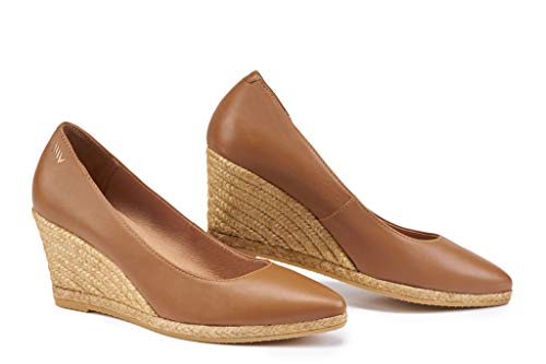 VISCATA - Zapatos de tacón de cuña con tacón de 2.75 pulgadas, hecho a mano en España con diseño de rosas, marr�n (Brandy), 38 EU