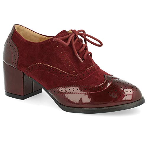 Zapato de Tacon Cuadrado con Cordones Redondos y Patron Calado Tipo Oxford. Altura del Tacon: 6 cm. Talla 36 Burdeos
