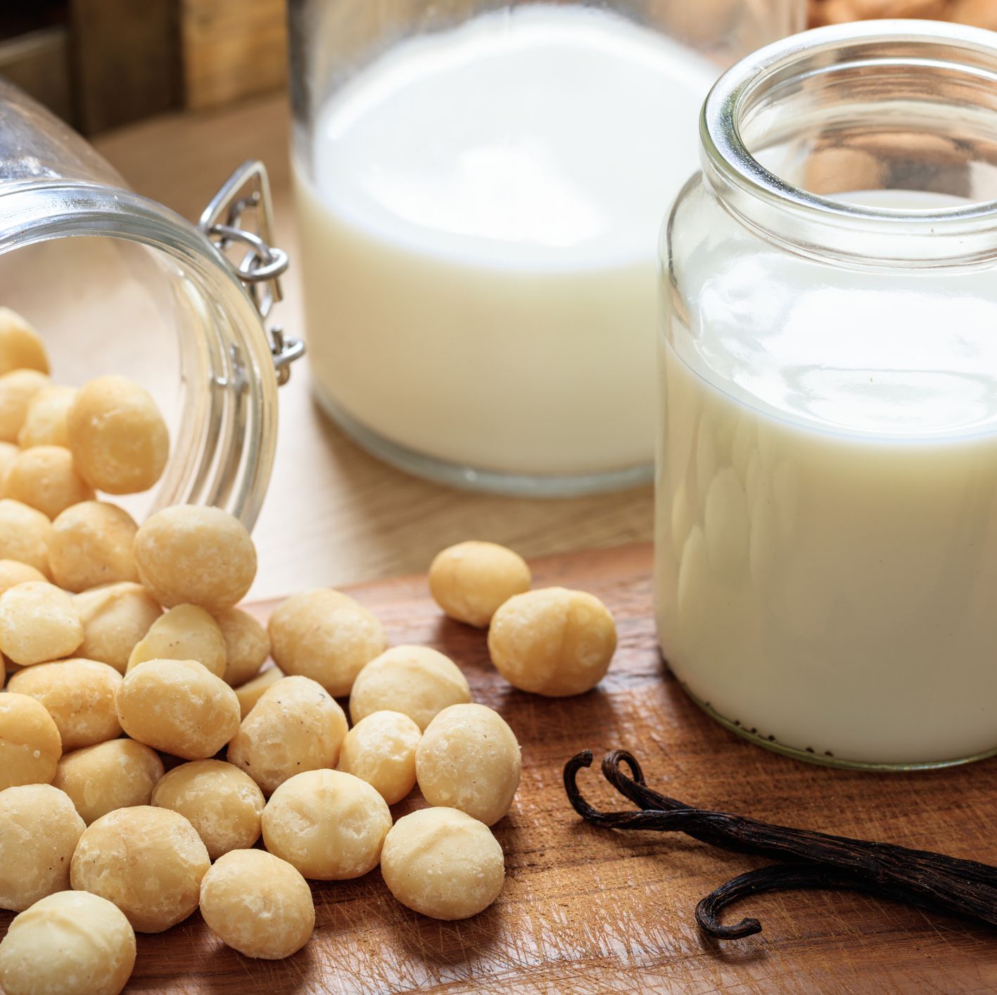 Las mejores alternativas a la leche para el café, los cereales y los batidos, según una dietista