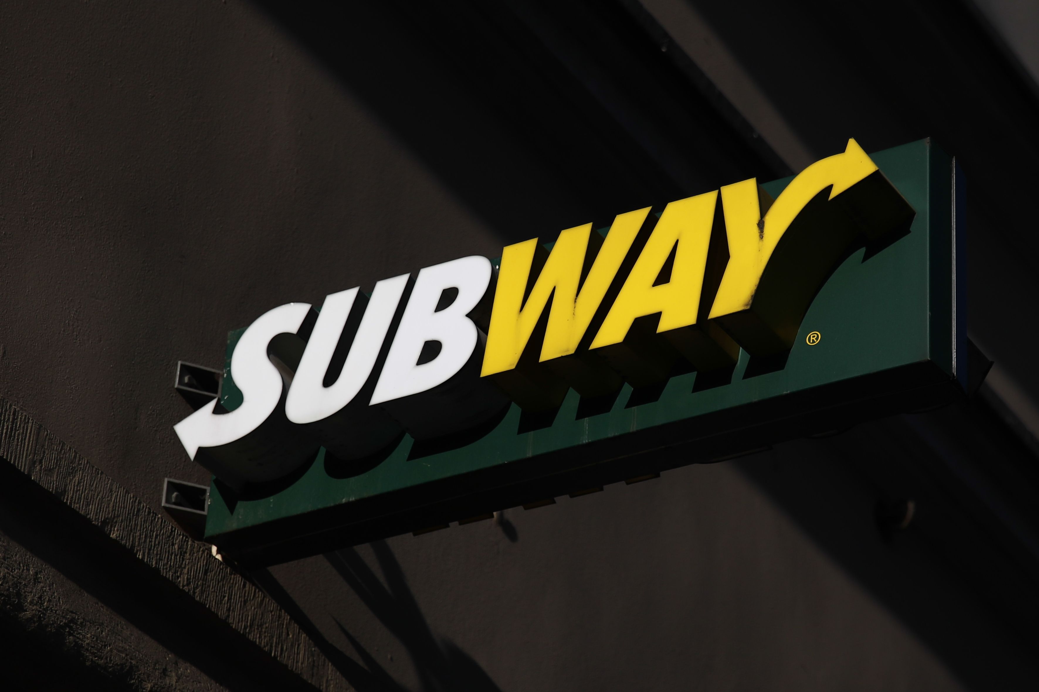 Subway ofrece una oferta de bocadillos de atún después de que una demanda acusara a la marca de utilizar pescado falso