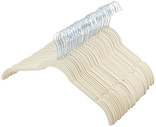 Amazon Basics - Perchas de terciopelo para camisas/vestidos - Paquete de 50, Marfil