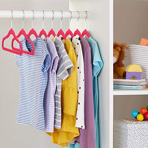 Amazon Basics - Perchas infantiles de terciopelo - Paquete de 30, Rosa (lunares)