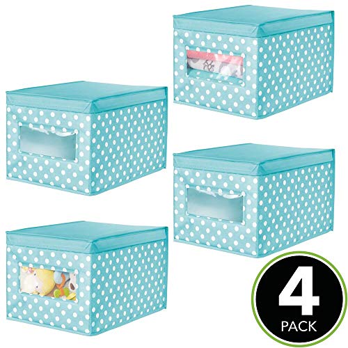 mDesign Juego de 4 cajas organizadoras grandes de tela – Caja de almacenaje apilable con tapa y ventanilla – Para ordenar armarios y zapatos – Organizador de armarios de lunares – azul turquesa/blanco