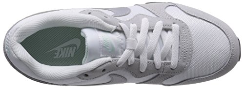 Nike MD Runner 2, Zapatillas de Running Mujer, Blanco (White/Fibreglass/Pure Platinum/Metallic Silver 103), 36.5