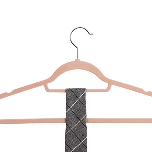 SONGMICS Perchas de Terciopelo, Paquete de 20, Antideslizantes, 0.6 cm Espesor, Espacio Mínimo, Ganchos Giratorios de 360°, 45 cm Ancho, para Abrigo, Chaqueta, Vestido, Pantalón, Rosa Claro CRF20PK