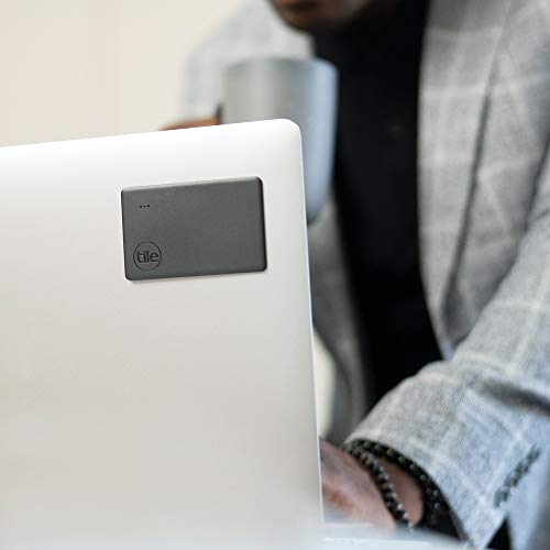 Tile Slim (2020) buscador de objetos Bluetooth, Pack de 1, negro. Radio búsqueda 60m, batería 3 años, compatible con Alexa y Google Smart Home, iOS, Android. Busca llaves, carteras, bolsos y más